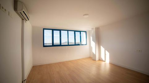 Foto 5 von Gebaude zur Miete in El Berrón - La Carrera, Siero