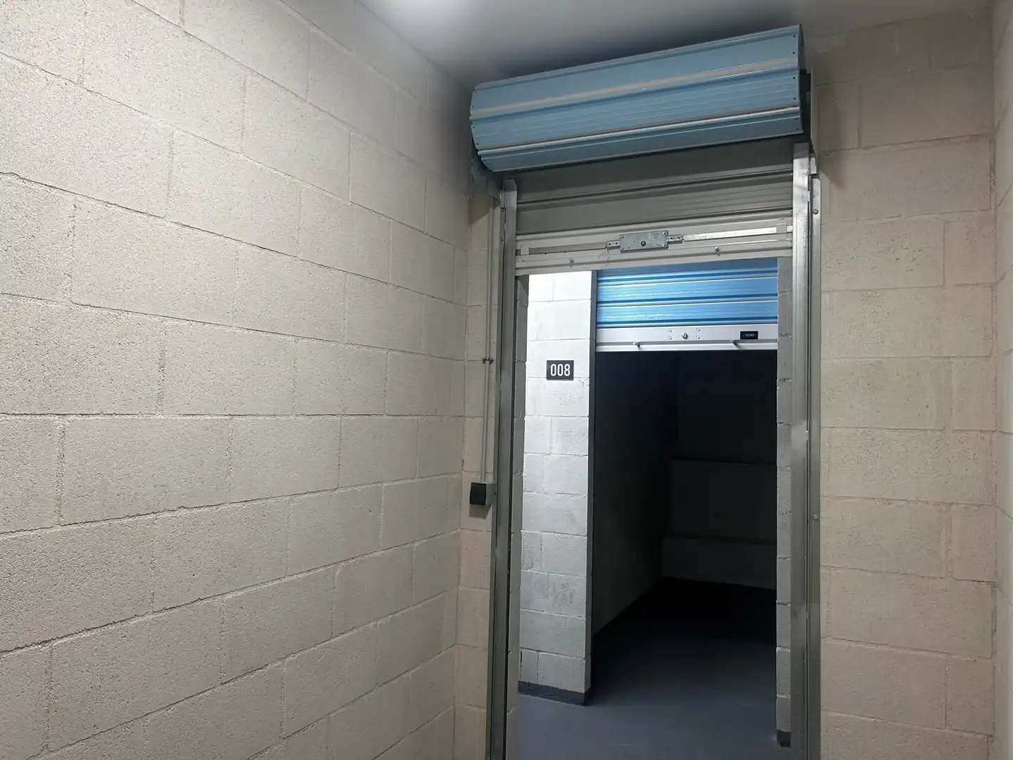 Storage room for sale in San Marcelino, Aluche