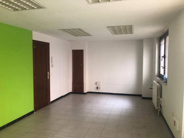 Oficina en Alquiler en Avenida de Mirat en Sancti Spiritus - San Juan