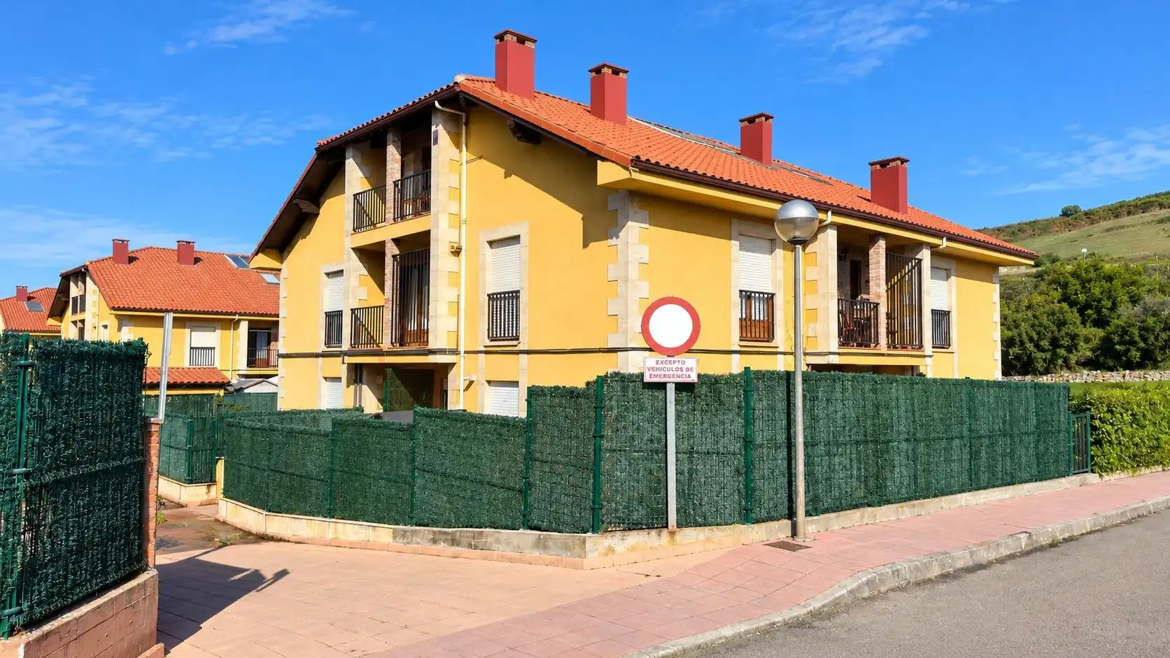 Apartament amb terrassa en venda a CASASOLA 1011, imagen 2