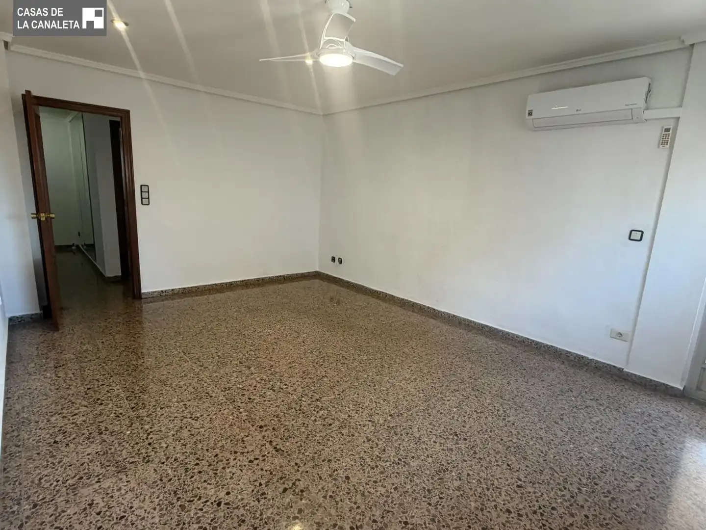 Piso en venta en Valencia con Aire acondicionado y Balcón