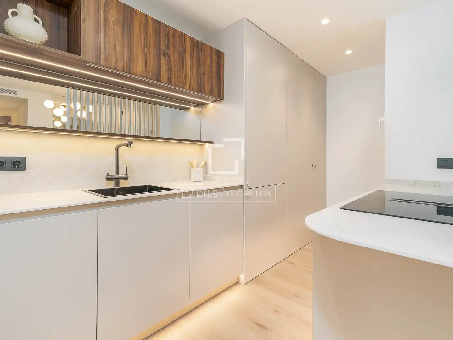 Cocina de Piso en venta en Barcelona con Aire acondicionado, Calefacción y Parquet