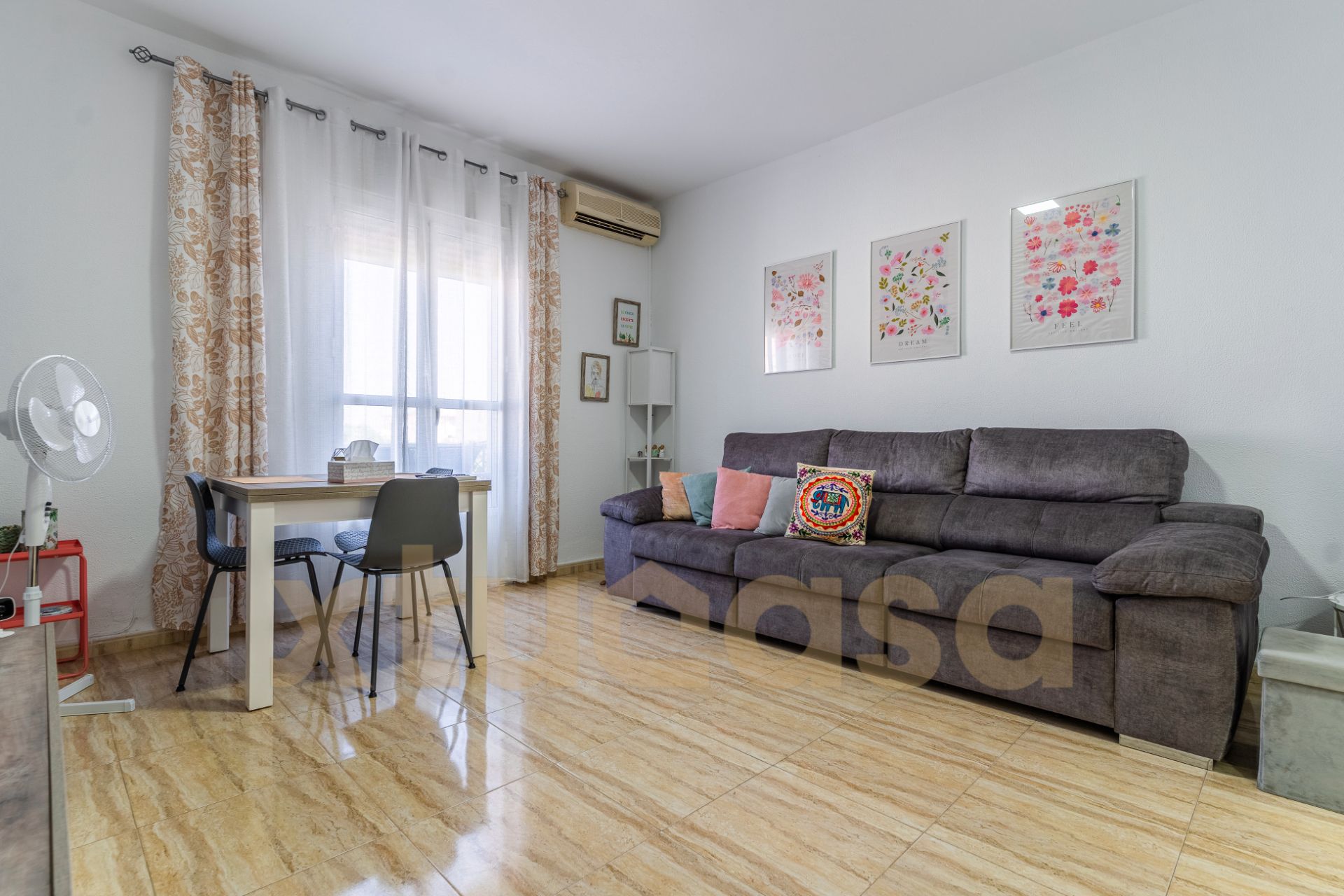 Living room of Flat for sale in San Fernando  with Air Conditioner, Furnished and Balcony