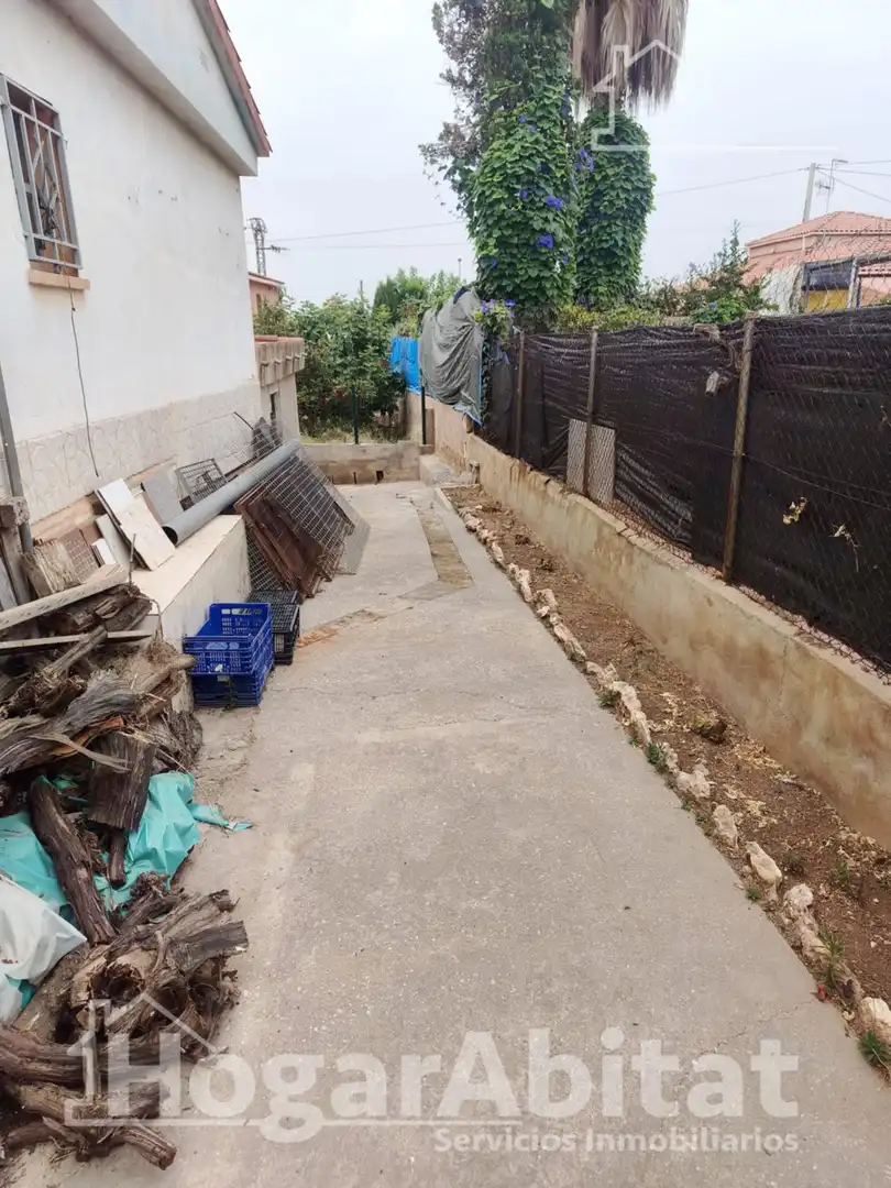 Villa con piscina in vendita a Calle Trébol Urbanización pla del sol