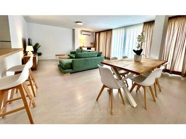 Apartment mit Balkon zum Verkauf in Marina Botafoc - Platja de Talamanca