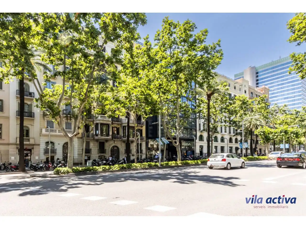 Vista exterior de Pis en venda en Barcelona amb Calefacció i Balcó