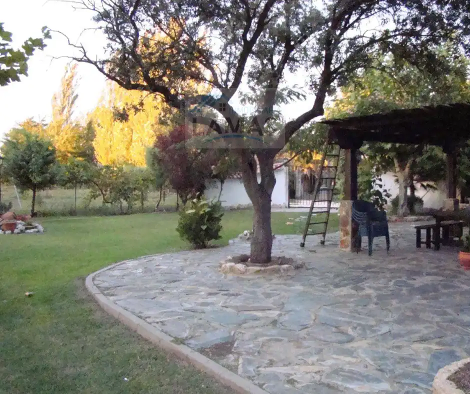 Jardí de Finca rústica en venda en Belvís de Monroy amb Aire condicionat, Jardí privat i Piscina