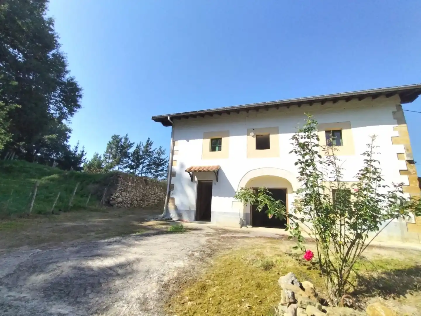 Casa amb terrassa en venda a Bárcena de Cicero