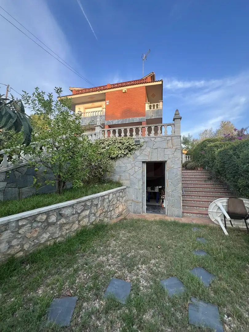 Casa in vendita a Olesa de Bonesvalls, imagen 3