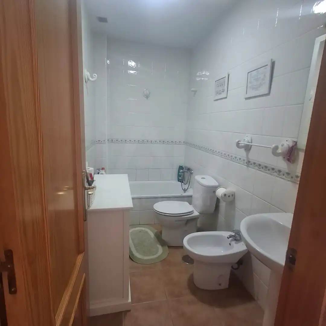 Baño de Piso en venta en Medina Sidonia con Aire acondicionado y Calefacción