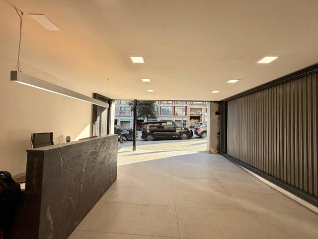 Local comercial en Venta en Avinguda de la Mare de Déu de Montserrat en El Guinardó