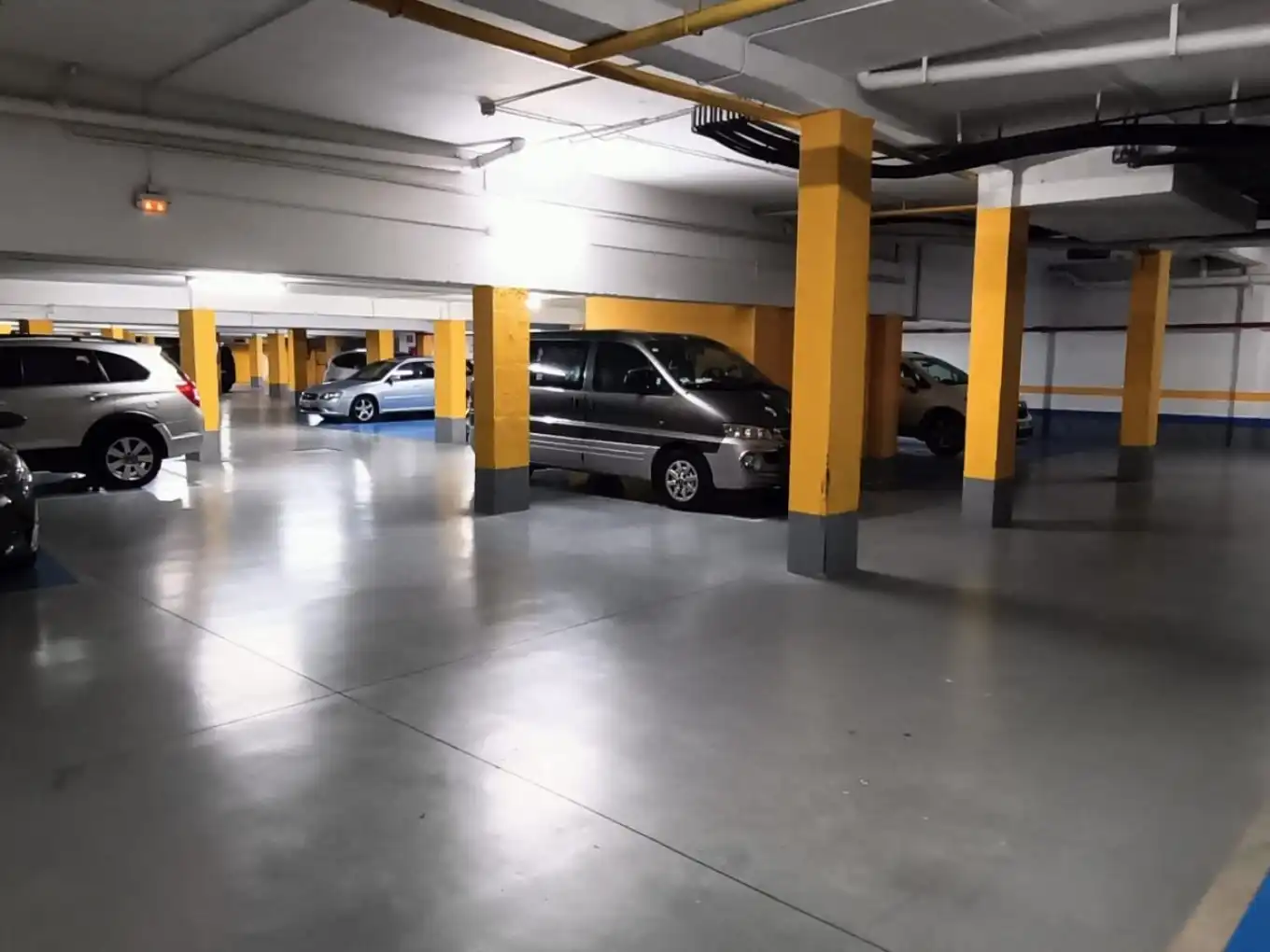 Aparcament de Garatge de lloguer en Barcelona amb Alarma