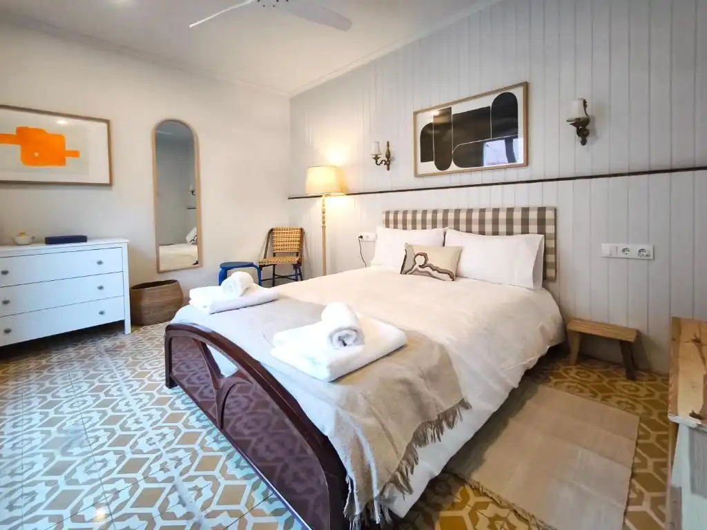 Schlafzimmer von Wohnung zum Verkauf in Campdevànol mit Heizung, Terrasse und Möbliert