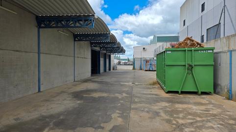 Photo 4 of Industrial buildings to rent in Calle Nevero Quince, 30, La Estación, Badajoz Capital