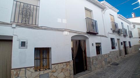 Foto 3 de Casa adosada en venda a Yunquera, Málaga