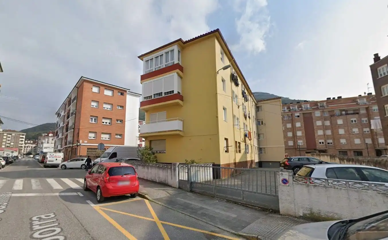 Vista exterior de Piso en venta en Santoña