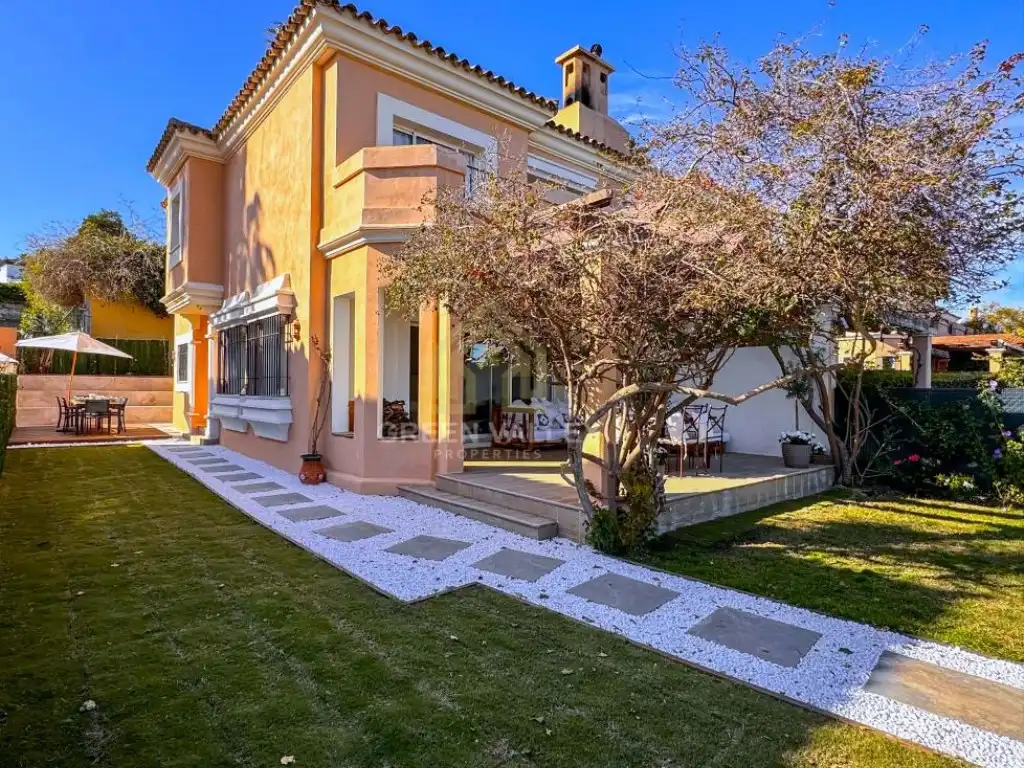 Casa con giardino in vendita a La Alcaidesa, imagen 2