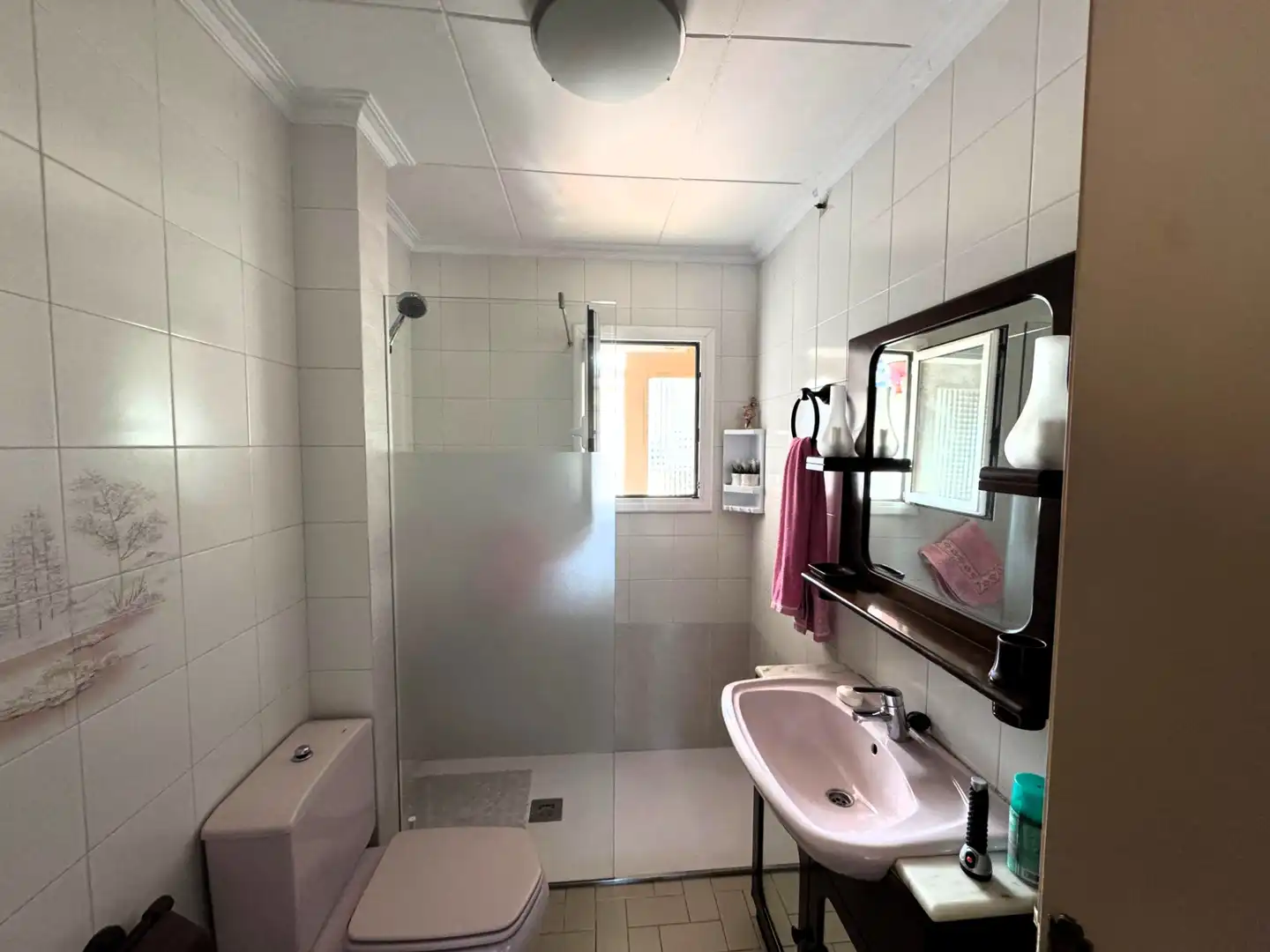 Baño de Piso en venta en Olot con Calefacción, Amueblado y Horno