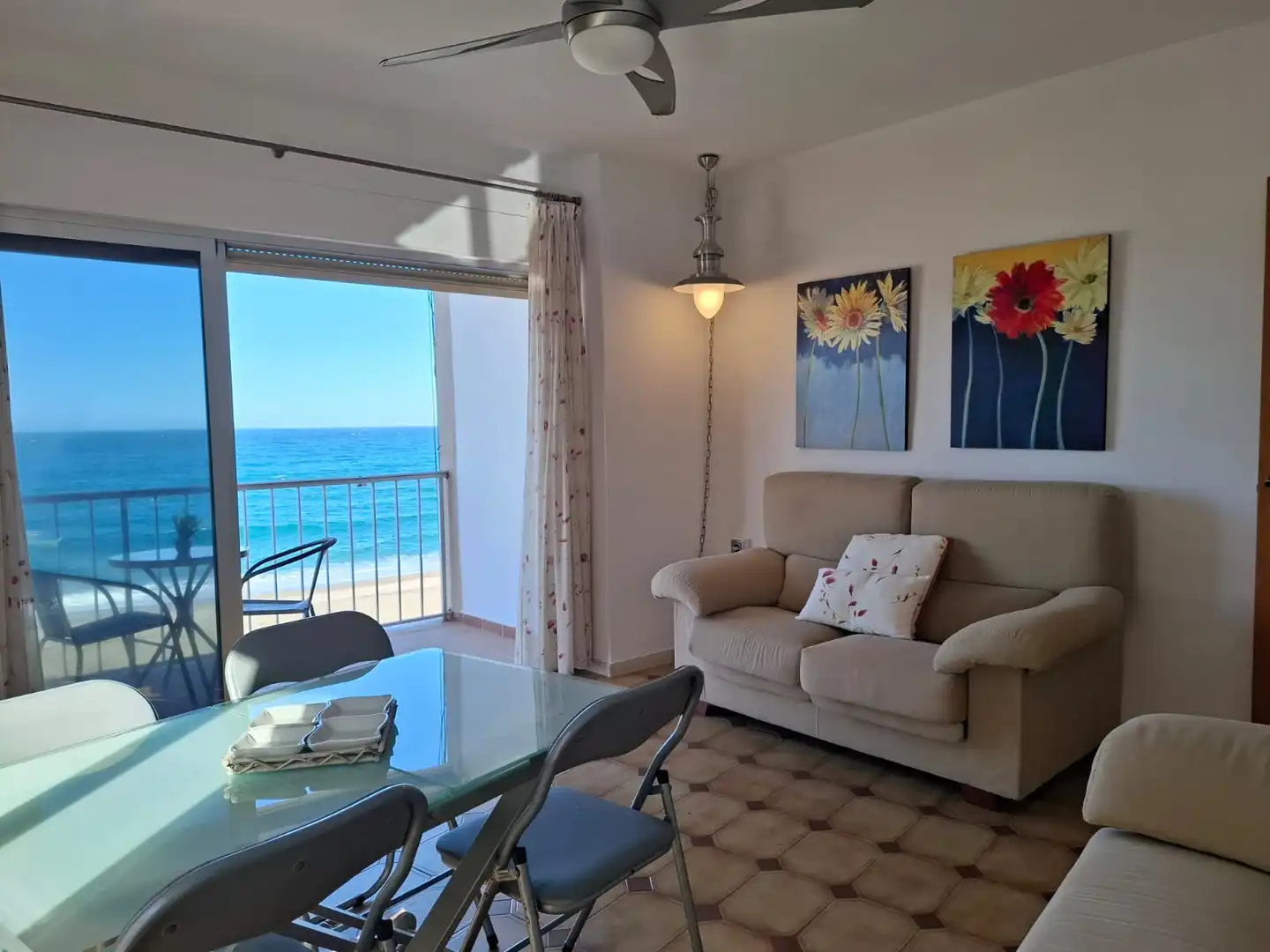 Wohnzimmer von Wohnung zum Verkauf in Torrenueva Costa mit Terrasse, Abstellraum und Möbliert