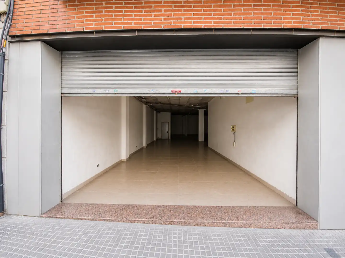 Aparcament de Local de lloguer en Manresa