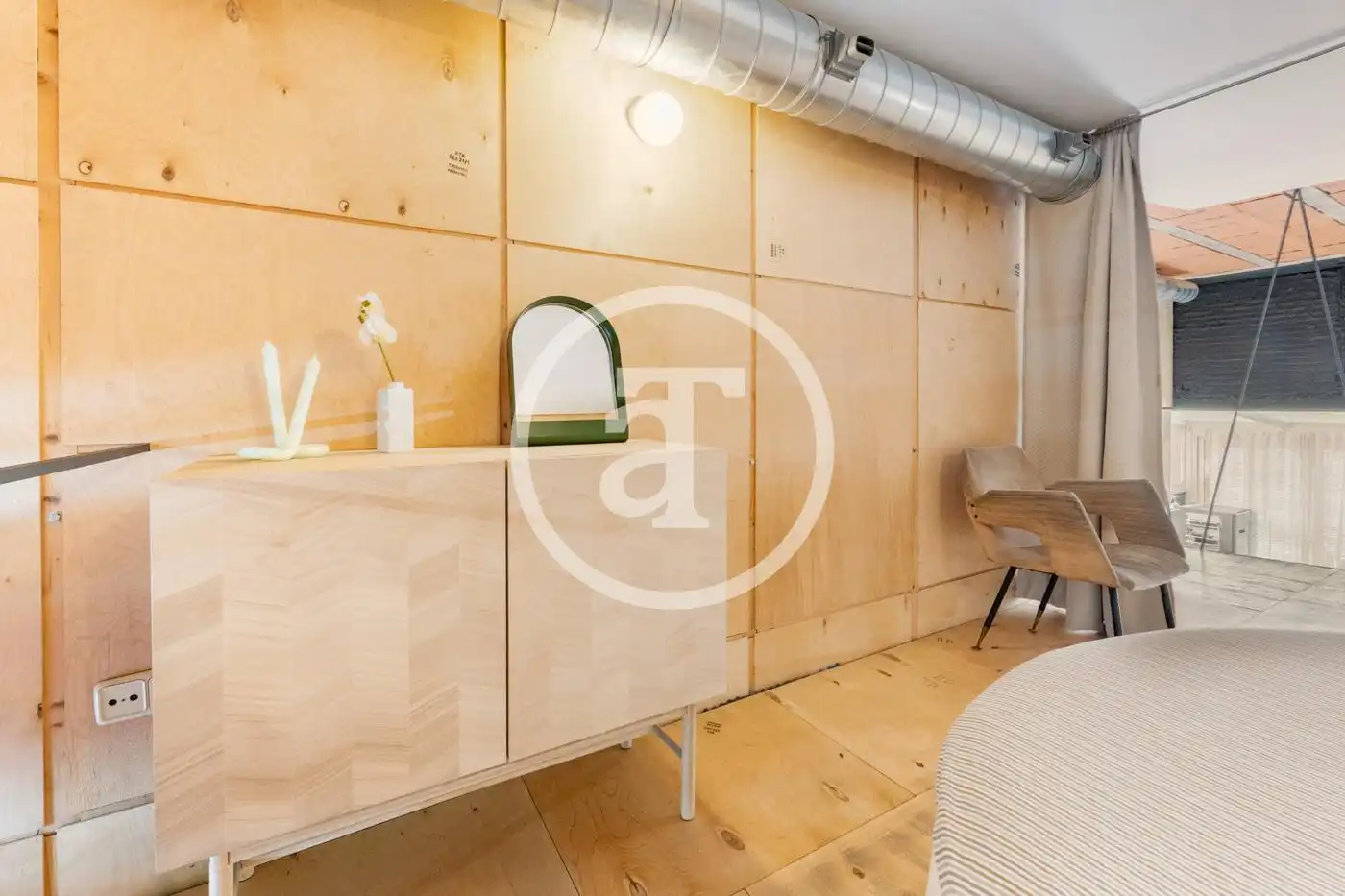 Habitación de Dúplex de alquiler en Madrid con Calefacción, Amueblado y Horno