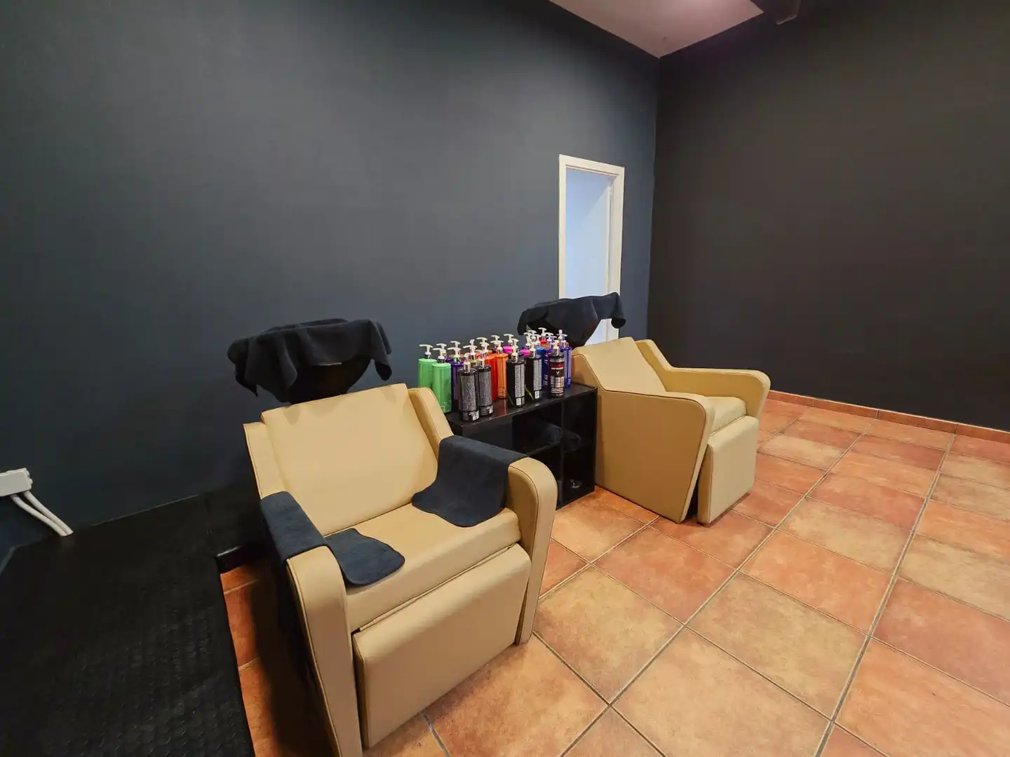 Business premises for transfer in Carrer de Ramon J. Sender, imagen 12