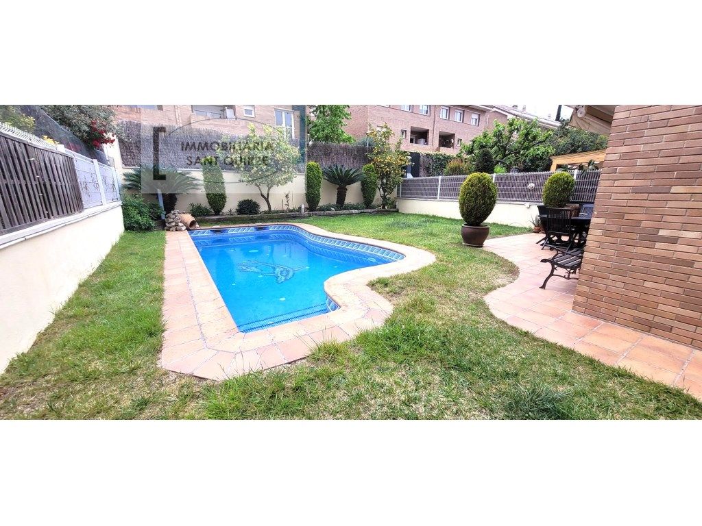 Swimming pool of House or chalet for sale in Sant Quirze del Vallès