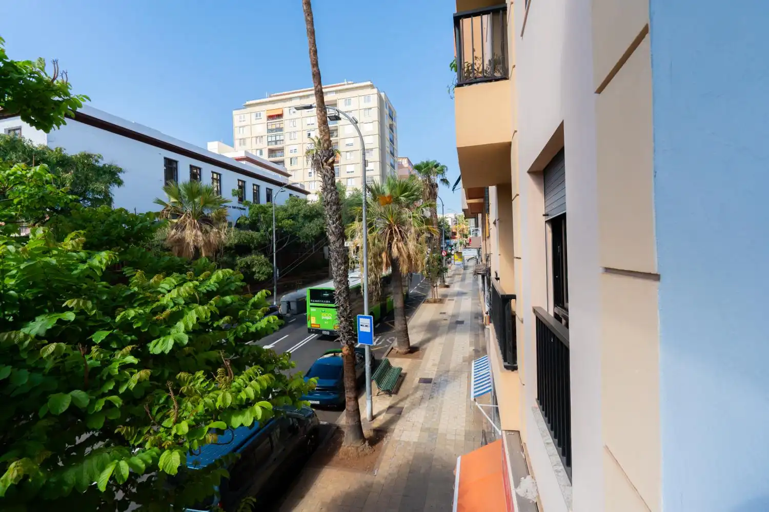 Vista exterior de Apartamento en venta en Santa Cruz de Tenerife con Terraza, Trastero y Amueblado