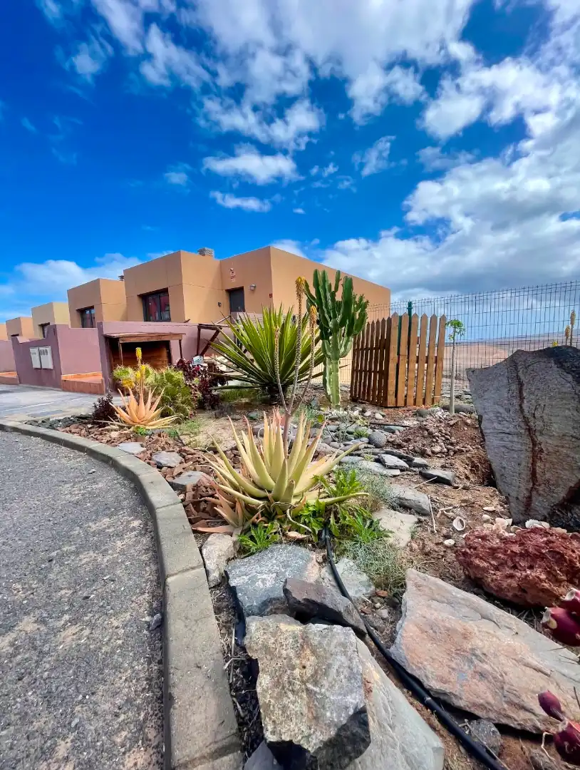 Vista exterior de Dúplex en venta en Antigua con Terraza y Amueblado
