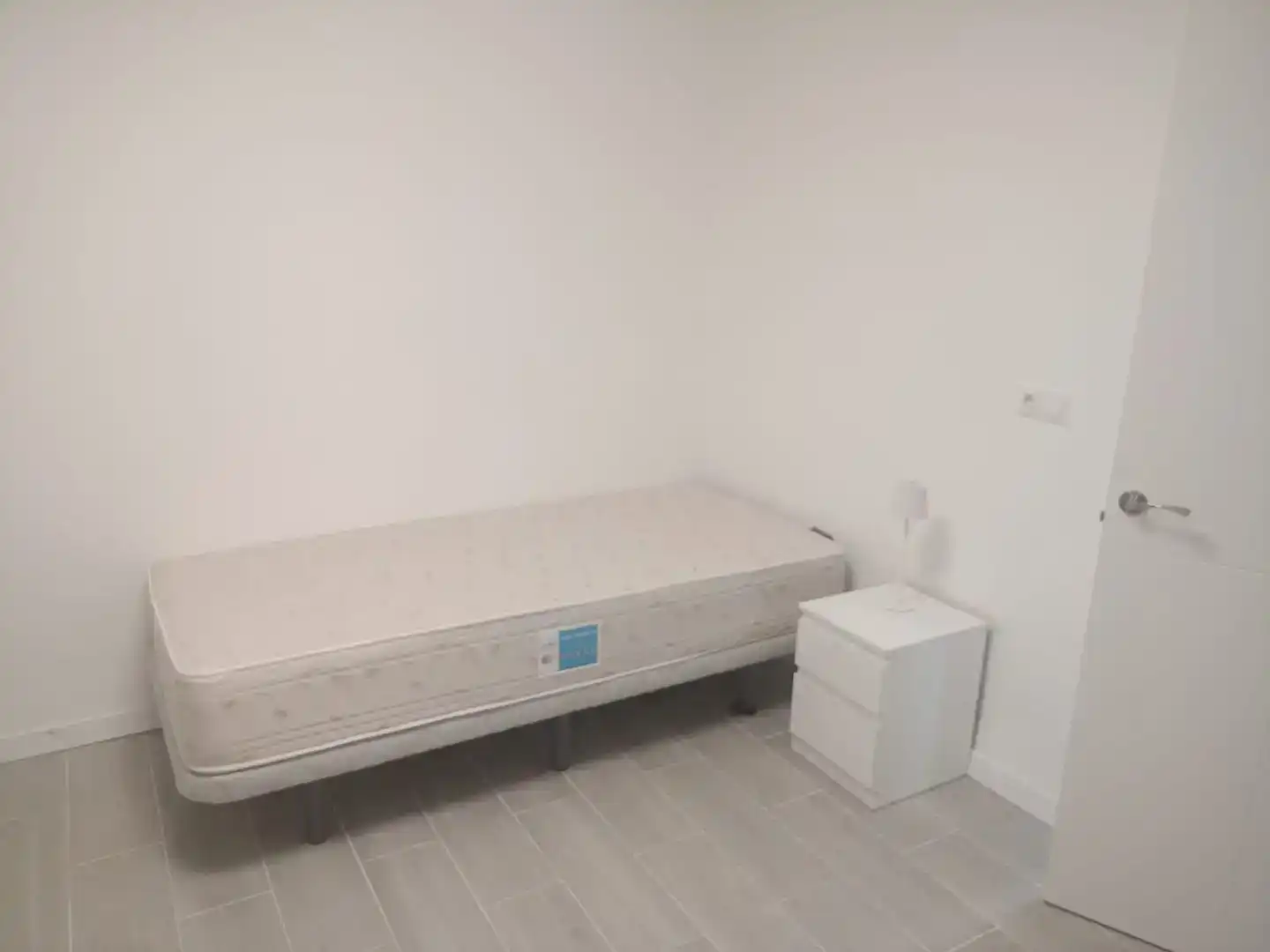 Bedroom of Flat for rent in  Valencia Capital