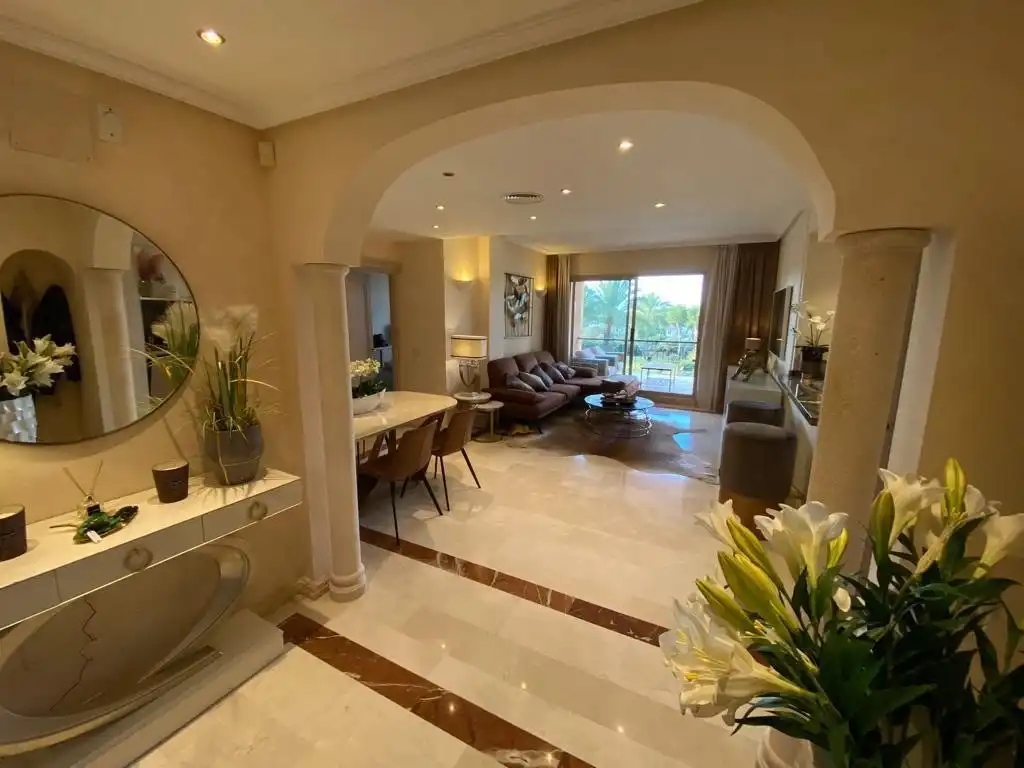 Sala de estar de Apartamento de alquiler en Calvià con Aire acondicionado, Jardín privado y Amueblado