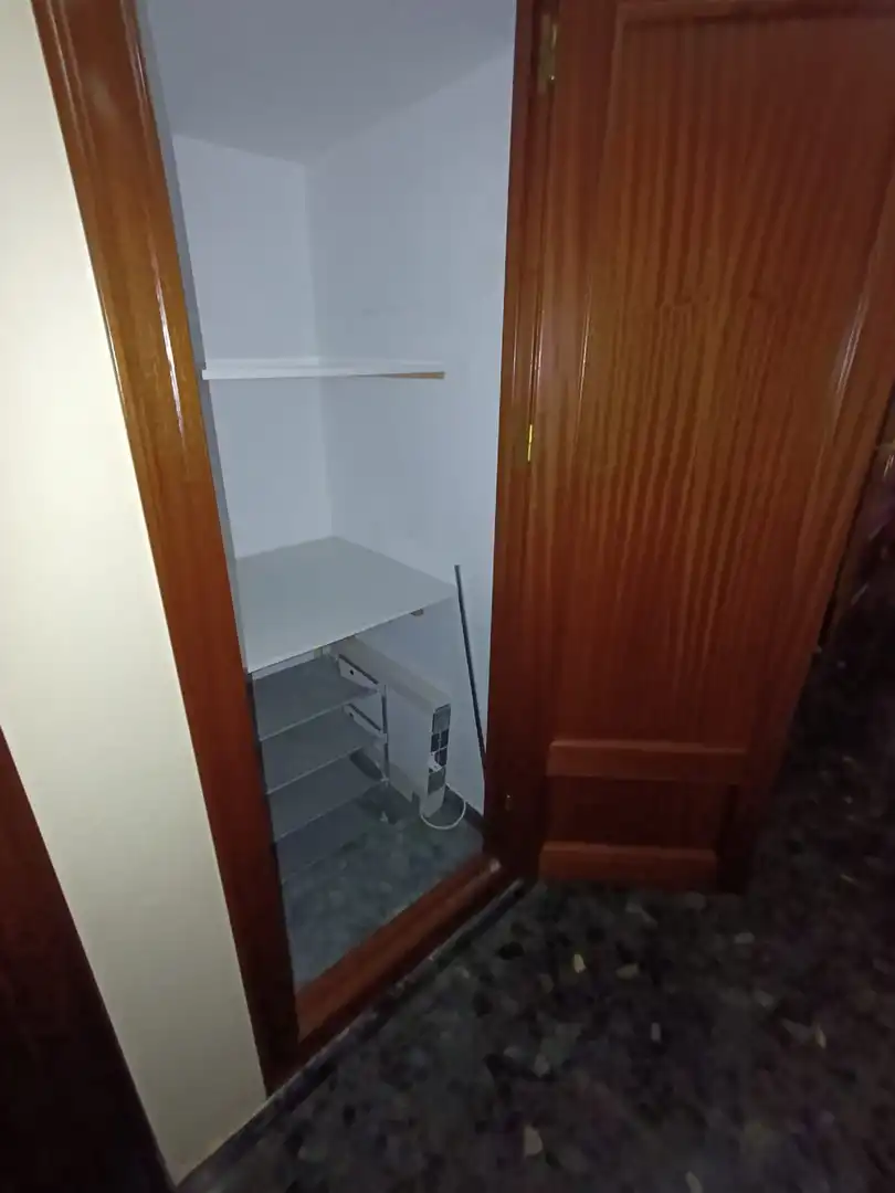 Habitación de Piso en venta en Linares con Aire acondicionado y Piscina comunitaria