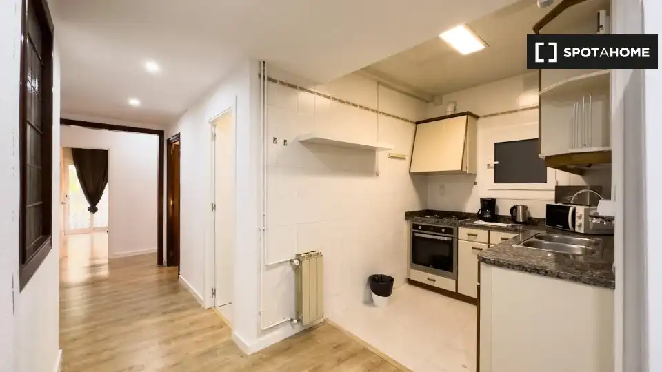 Cocina de Piso de alquiler en Barcelona con Aire acondicionado, Calefacción y Amueblado