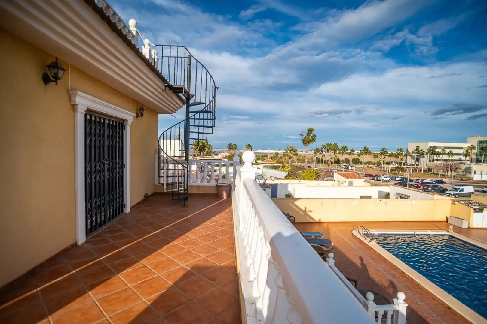 Terrassa de Casa o xalet en venda en Torrevieja amb Aire condicionat, Calefacció i Jardí privat