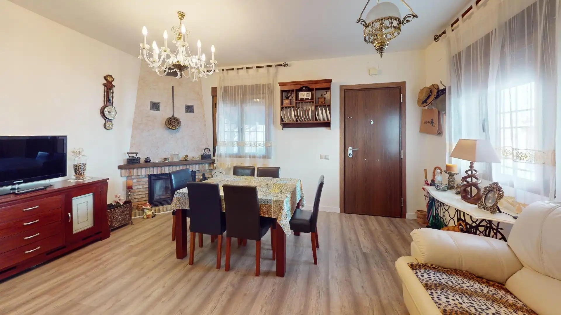 Dining room of Houses for sale in Loranca de Tajuña