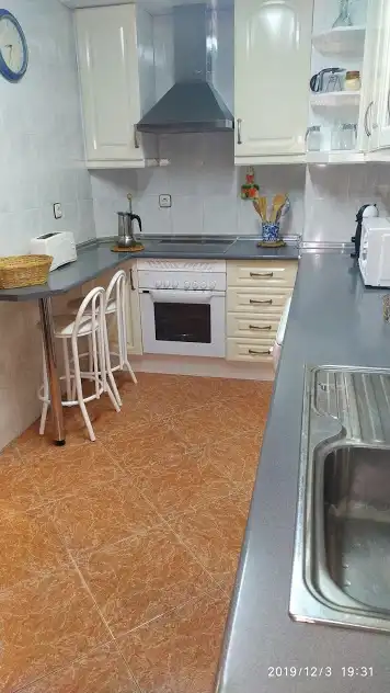 Cocina de Piso de alquiler en Linares con Aire acondicionado, Calefacción y Amueblado