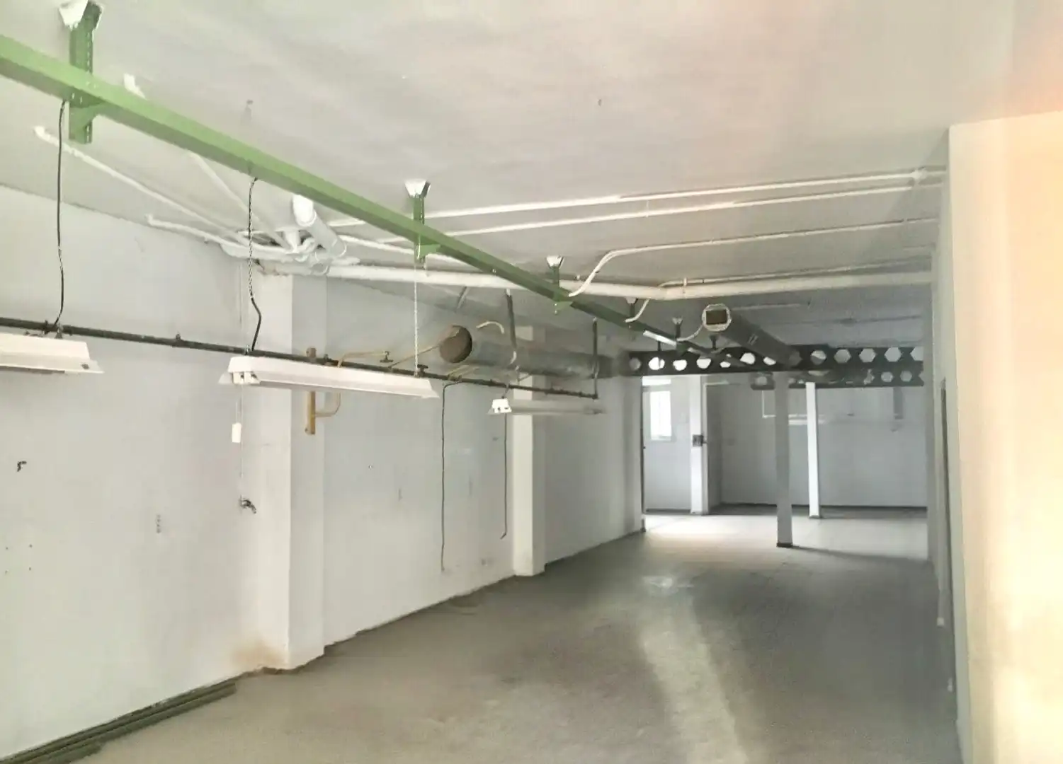 Locale commerciale in vendita a Calle Miguel Servet 7, imagen 3