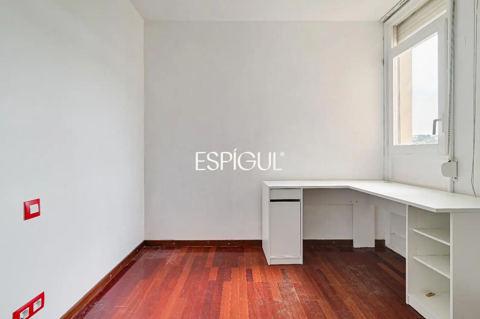 Piso en venta en Girona con Calefacción, Parquet y Amueblado