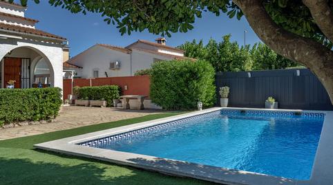 Foto 3 de Casa o xalet en venda a Peni, Empuriabrava