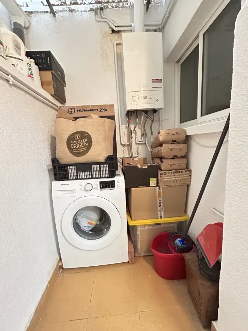 Wohnung zum Verkauf in El Vendrell mit Heizung, Privatgarten und Parkett