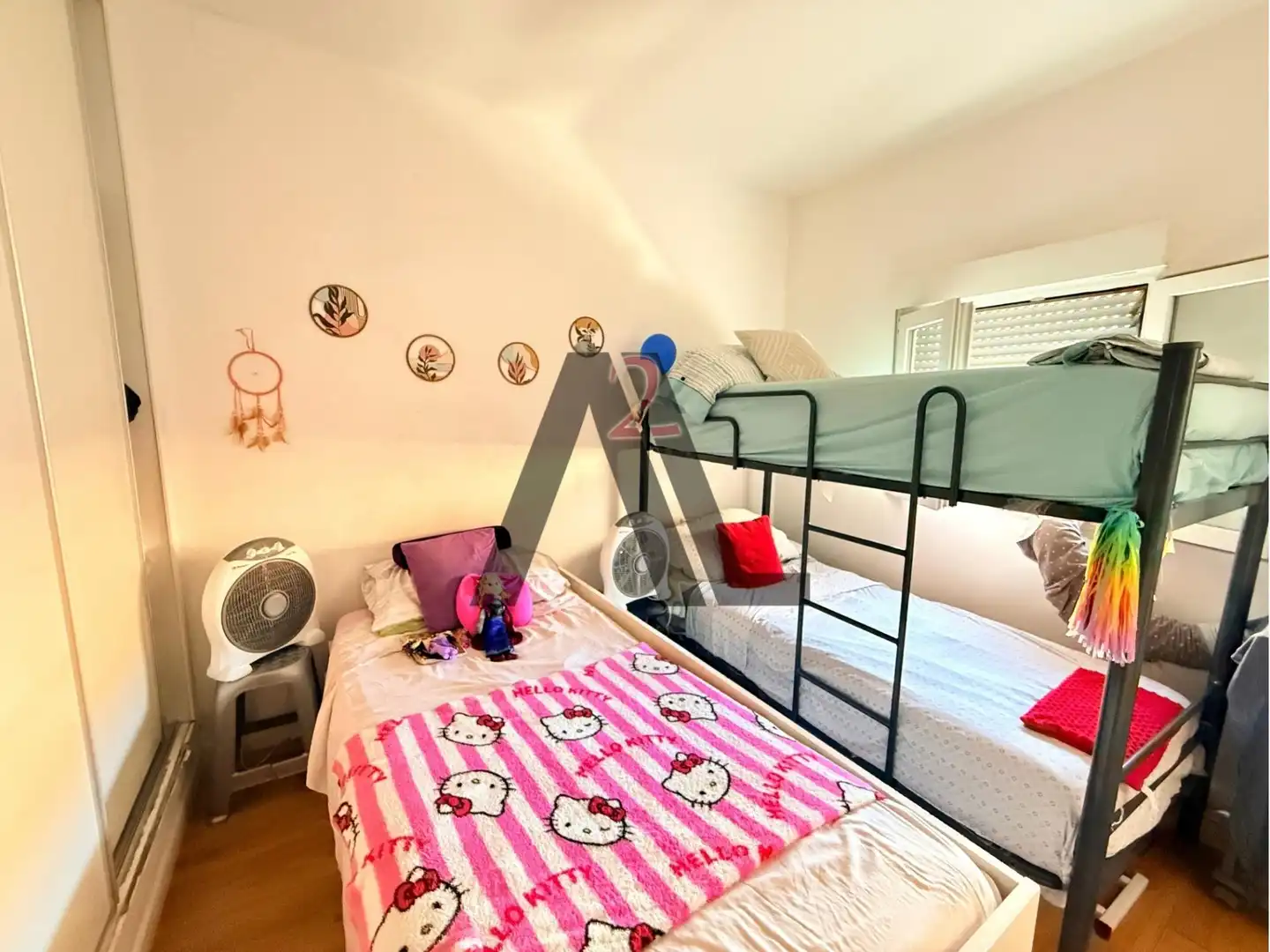 Dormitori de Apartament en venda en Madrid