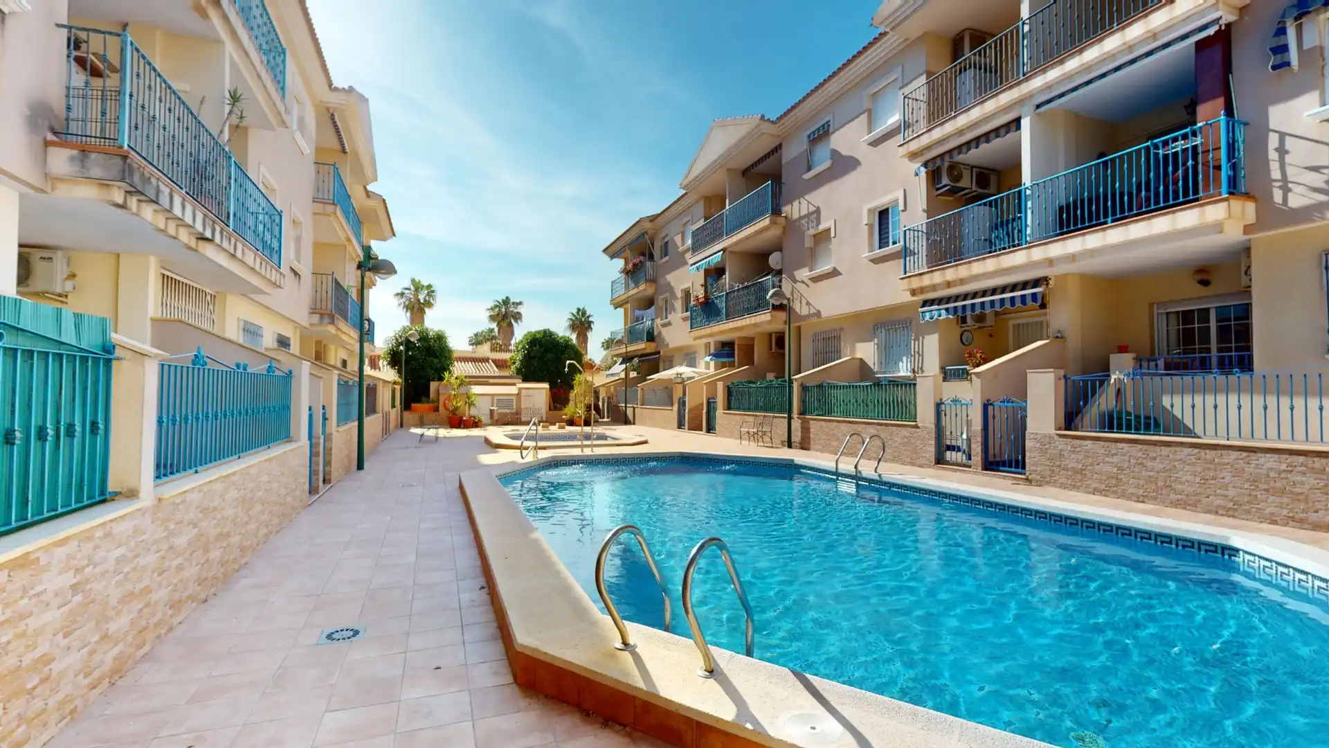 Piscina de Planta baja en venta en Los Alcázares con Terraza, Piscina y Balcón