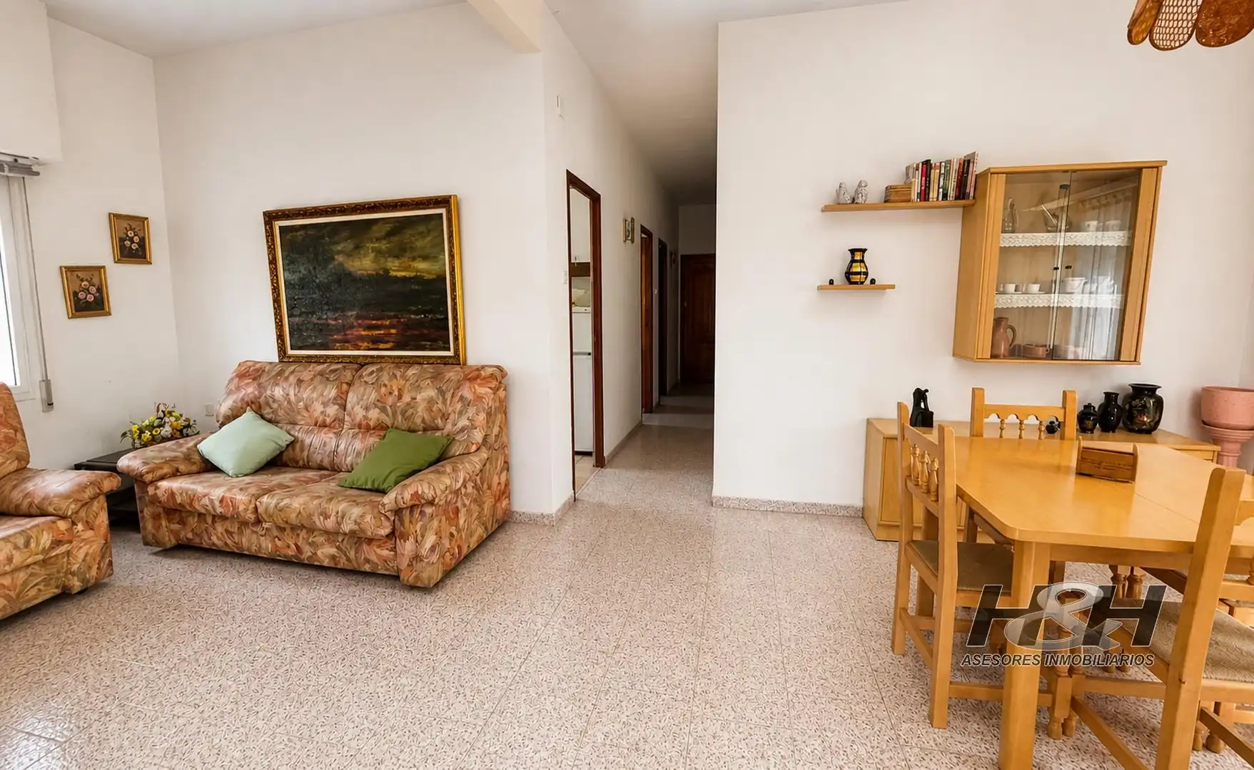 Sala d'estar de Casa o xalet en venda en Godella amb Jardí privat i Terrassa