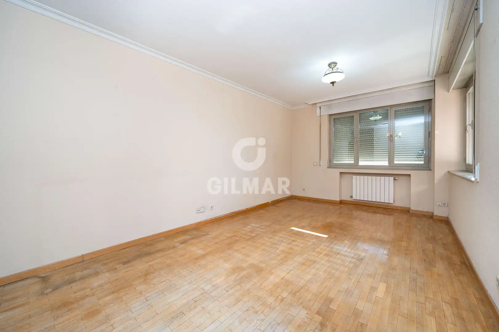 Bedroom of Flat for sale in Madrid  with Heating, Private garden and Storage room
