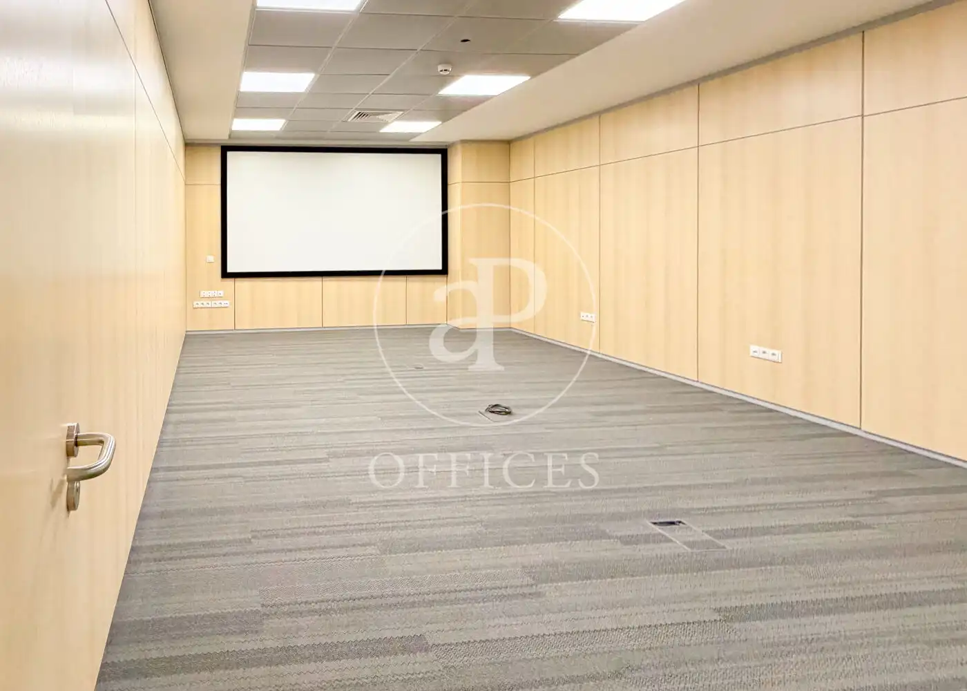 Büro zur Miete in Madrid mit Klimaanlage und Heizung