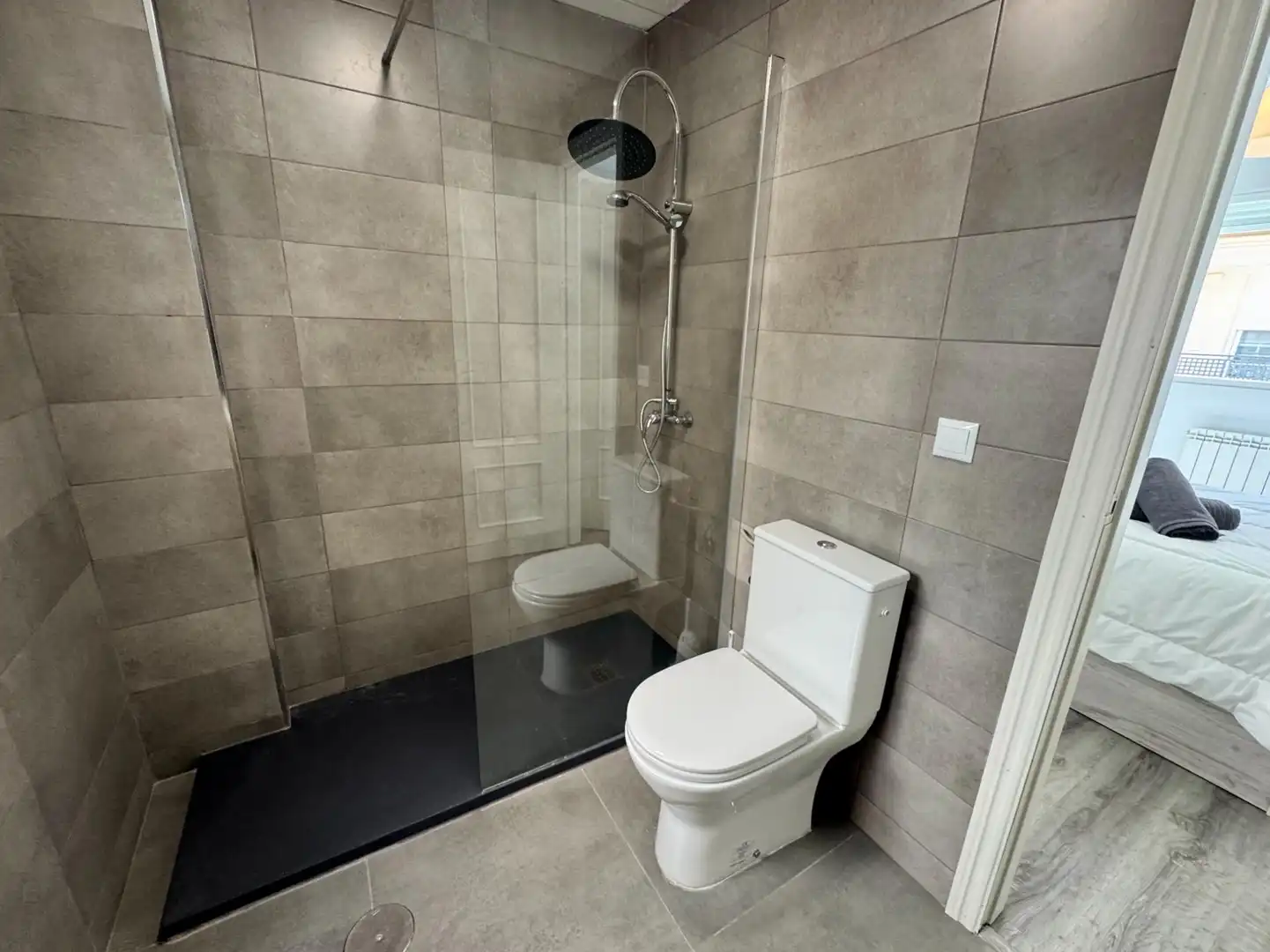 Bathroom of Apartments for rent in Armilla  with Furnished