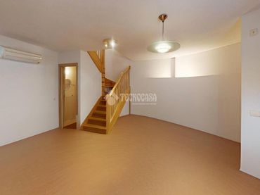Doppelhaushälfte mit Balkon zum Verkauf in Torrelaguna