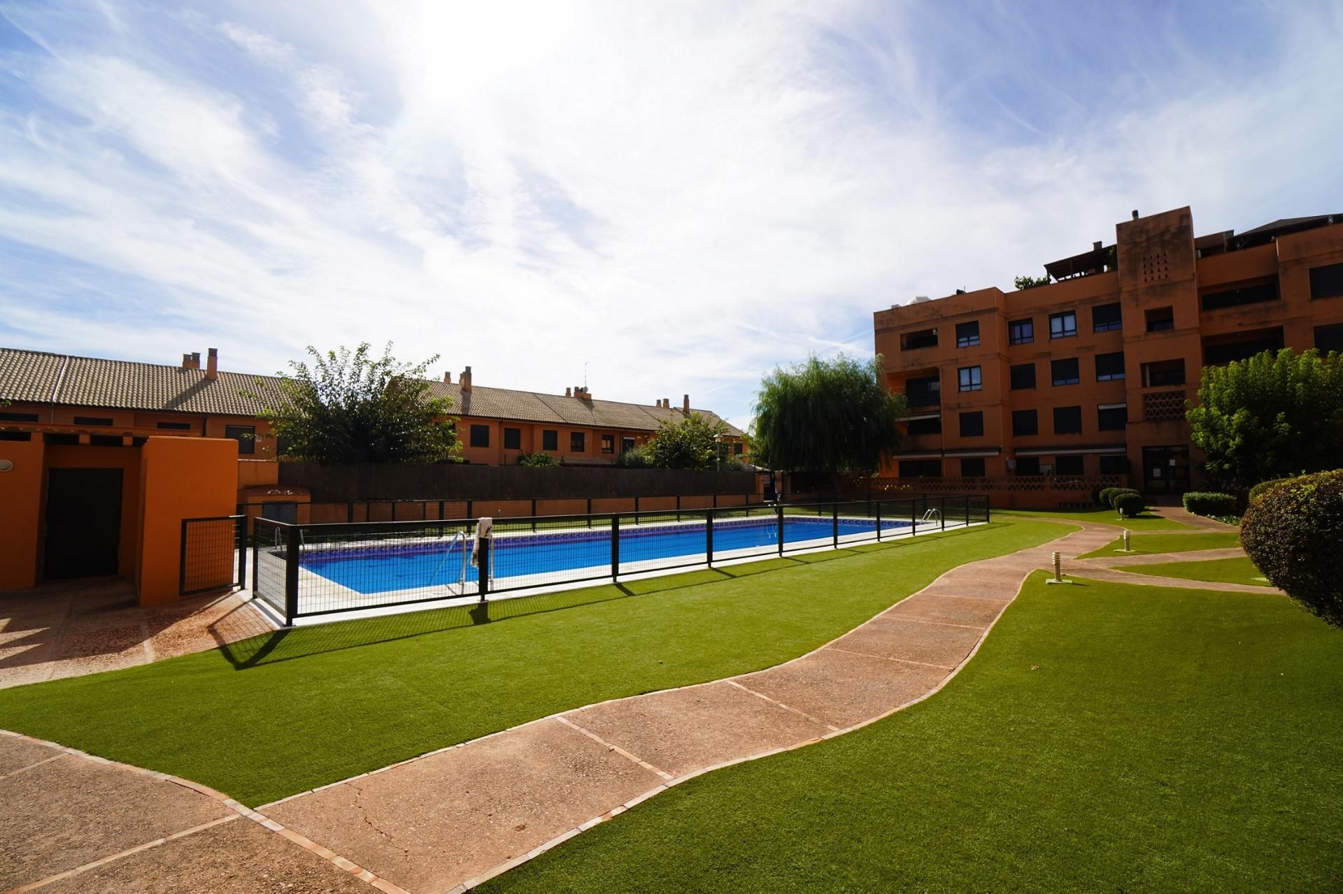 Swimming pool of Attic for sale in El Vendrell  with Air Conditioner, Heating and Private garden