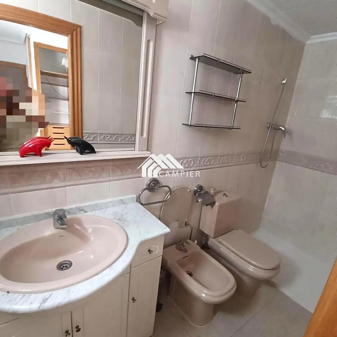 Badezimmer von Wohnung zum Verkauf in Albacete mit Heizung, Abstellraum und Möbliert