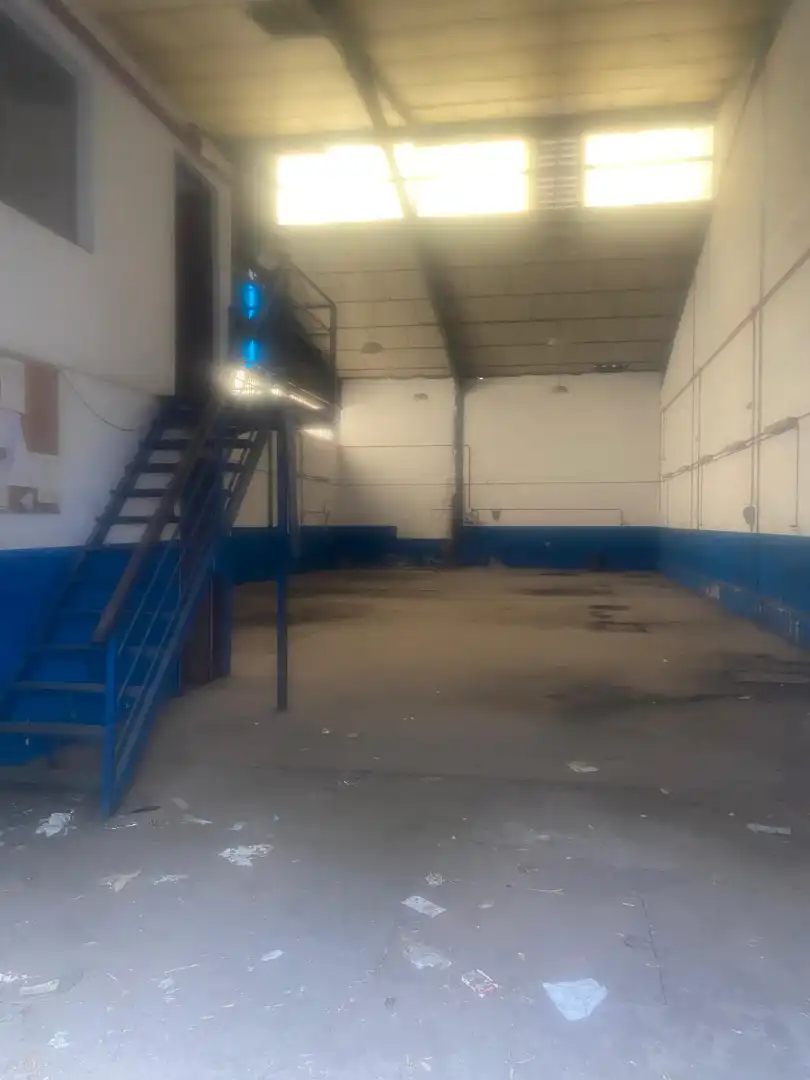 Nau industrial en venda en Córdoba